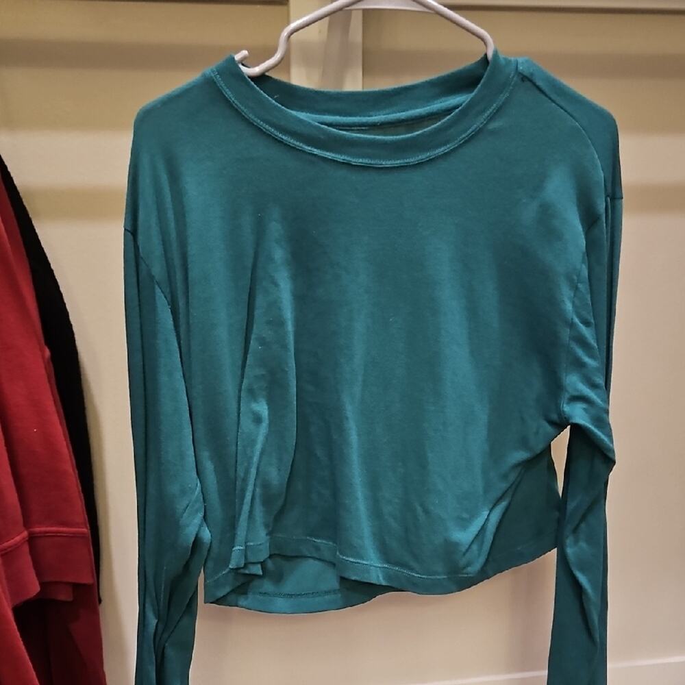 Teal Chaser Long Sleeve Women's Top